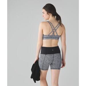 Lululemon Energy Bra Size 4 EUC Miss Mosaic Black
